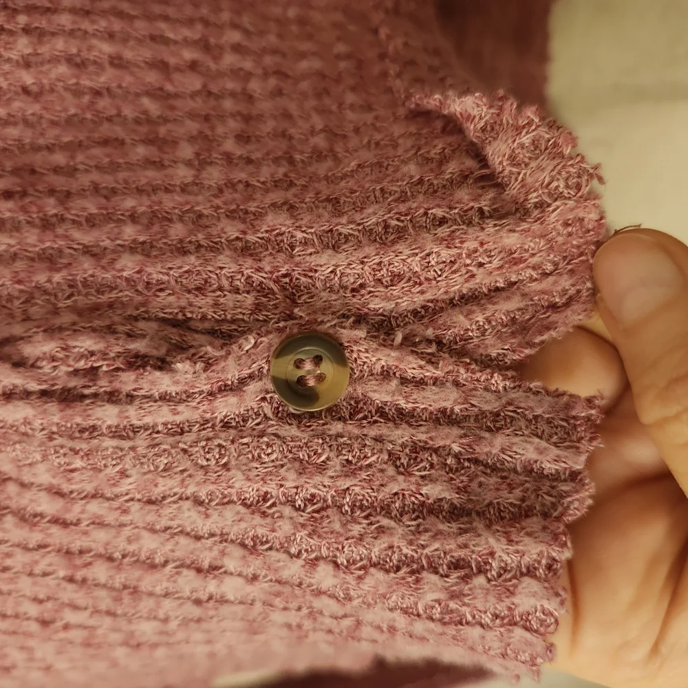 Urban Outfitters Cozy Waffle Knit Button-Up Oversized Small EUC - Picture 8 of 9